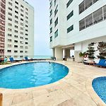 Apartamentos exclusivos con vista al mar
