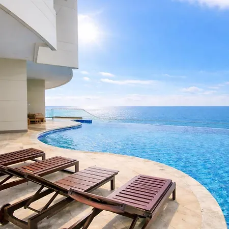 Exclusivos Con Vista Al Mar Apartamento
